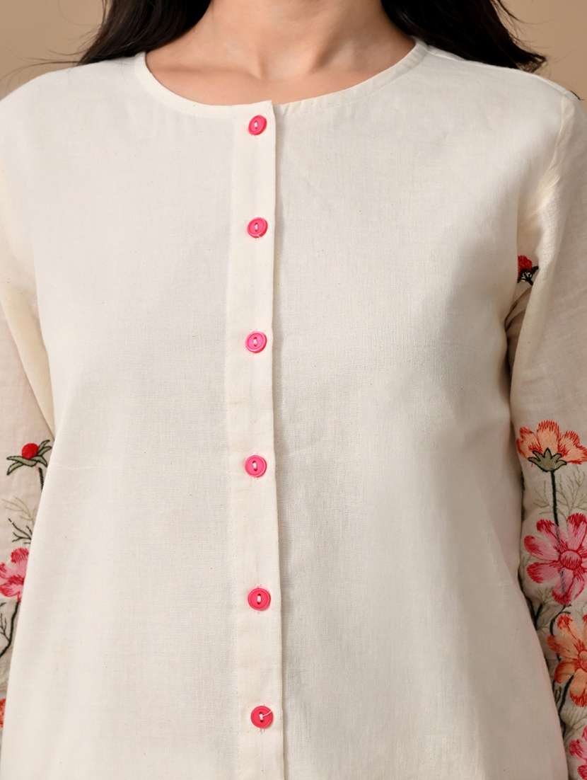 women embroidered three quarter sleeve kurta and pant set - 22017622 -  Standard Image - 5