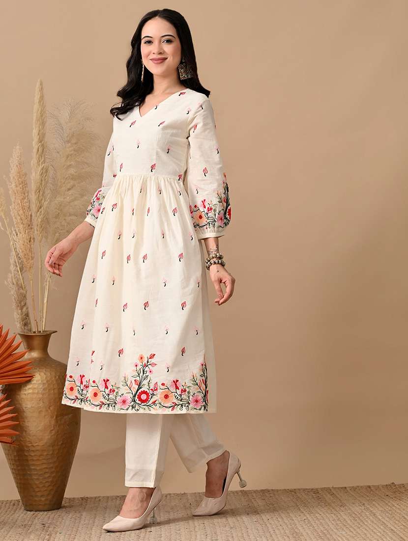 women embroidered three quarter sleeve kurta and pant set - 22017624 - Standard Image - 3