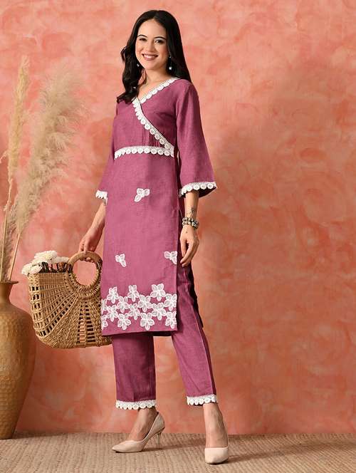 women embroidered three quarter sleeve kurta and pant set - 22017625 -  Standard Image - 0