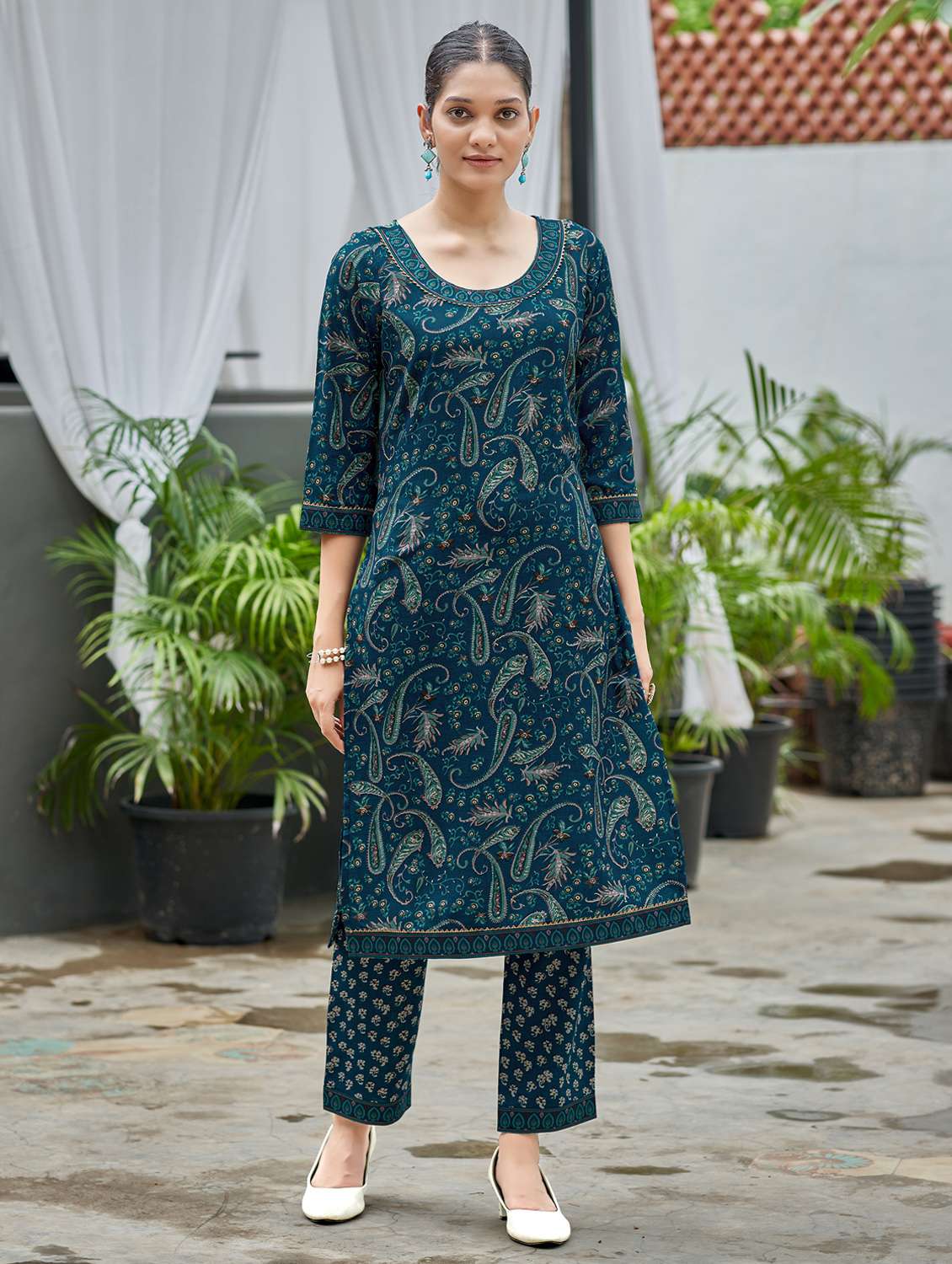 women printed three quarter sleeve kurta and pant set - 22017851 -  Zoom Image - 0