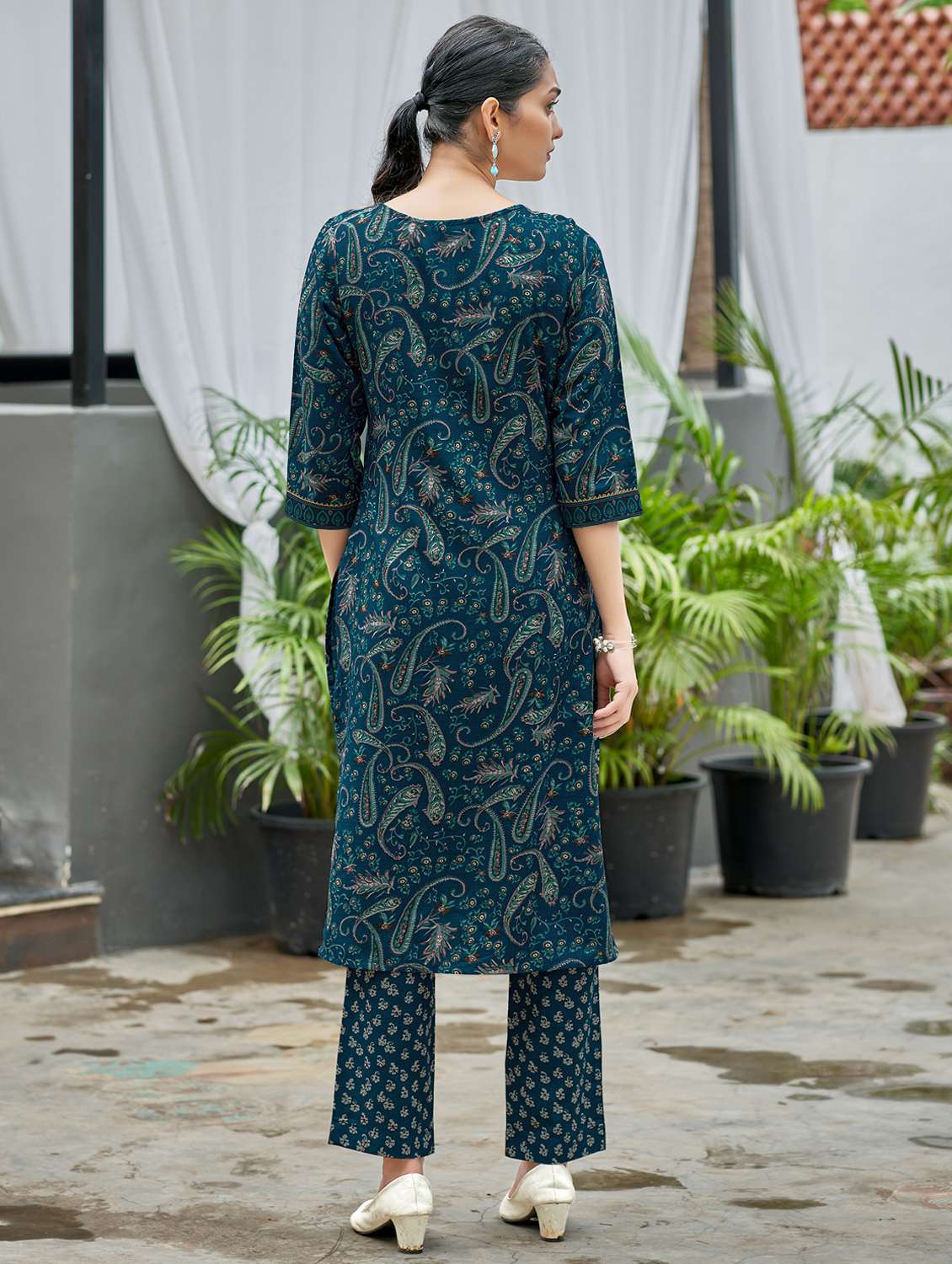 women printed three quarter sleeve kurta and pant set - 22017851 - Standard Image - 3