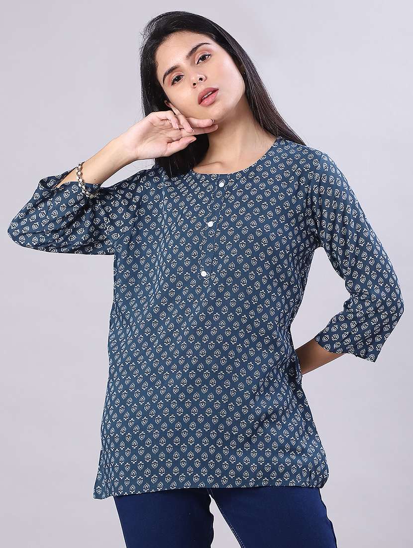 women printed three quarter sleeve straight kurti