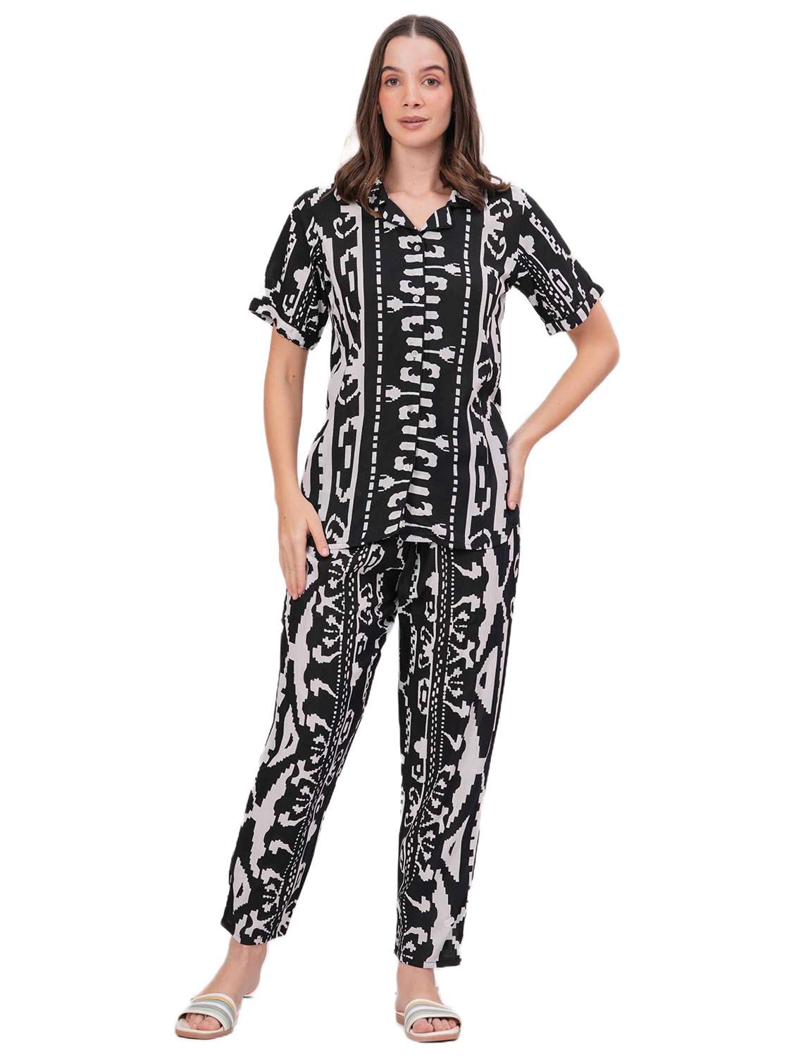 women printed nightwear pyjama set - 22018213 -  Zoom Image - 0