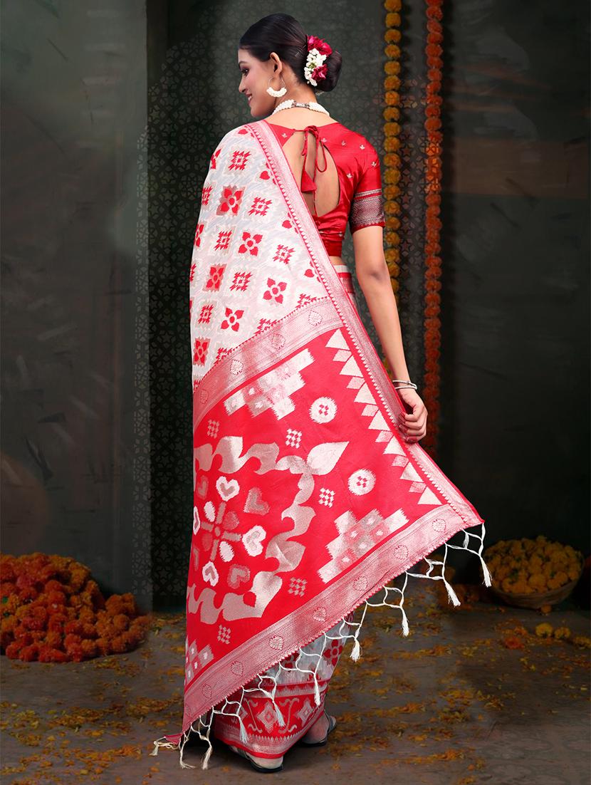 women self design bordered saree with blouse - 22018347 - Standard Image - 3
