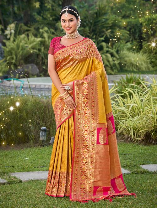 women self design kanjivaram saree with blouse - 22018367 -  Standard Image - 0