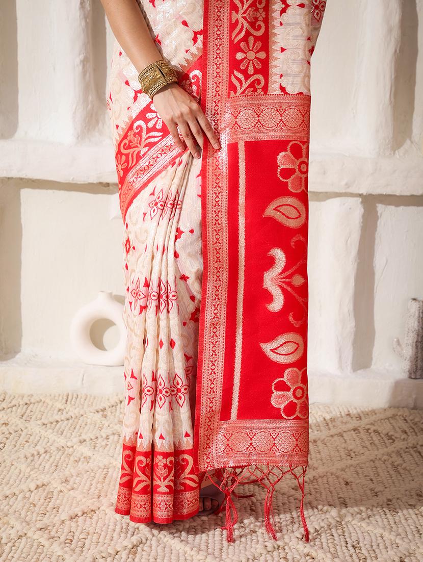 women self design bordered saree with blouse - 22018524 - Standard Image - 3