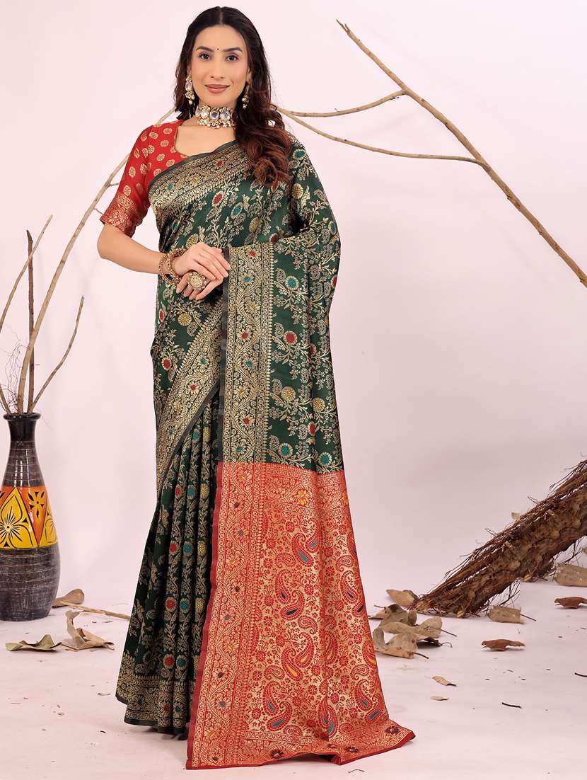 women self design banarasi saree with blouse