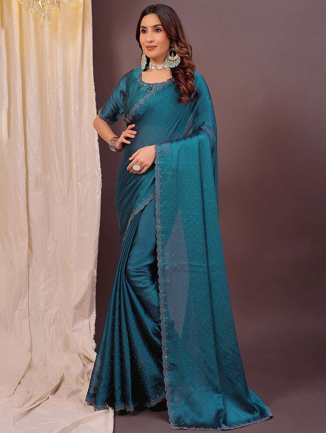 women solid with work embellished saree with blouse - 22019205 - Zoom Image - 0
