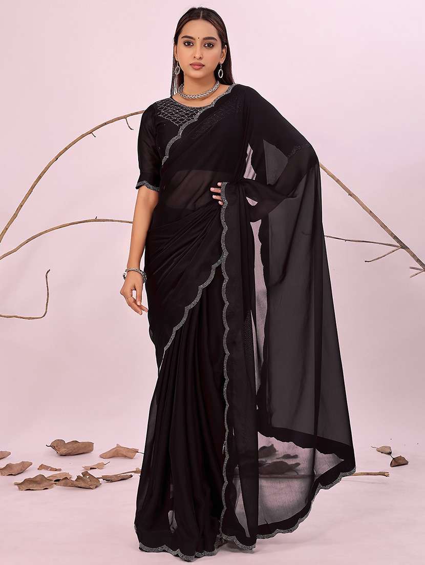 women solid with bordered embellished saree with blouse - 22019232 - Zoom Image - 0