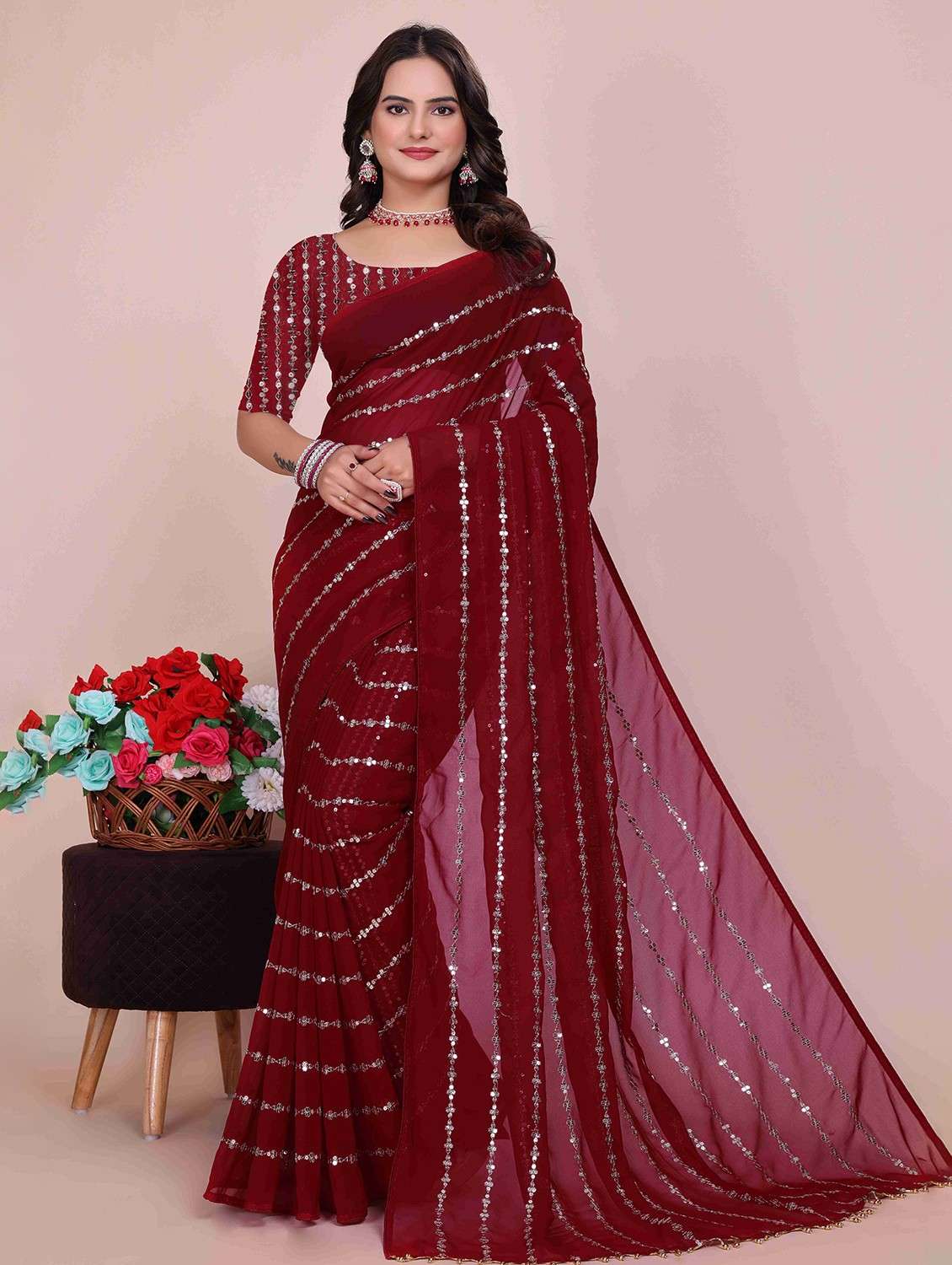 women solid with work embroidered saree with blouse - 22019247 -  Zoom Image - 0