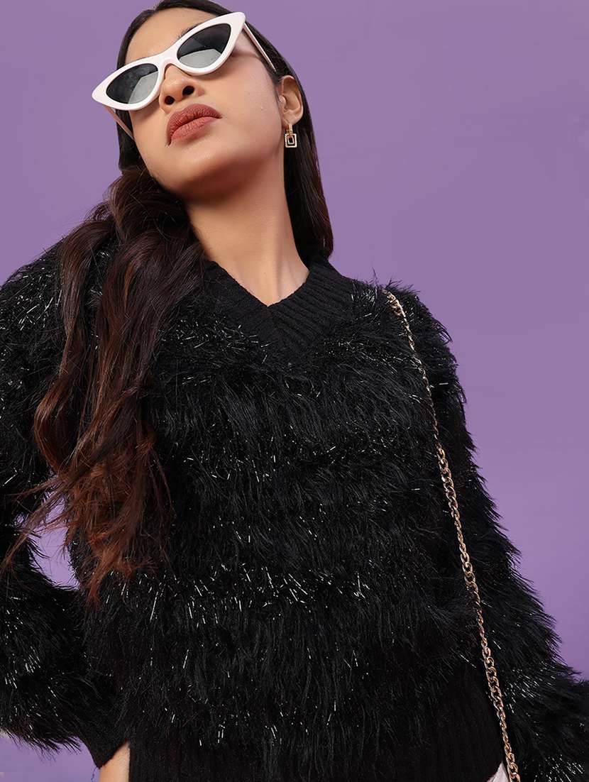 women self design long sleeve waist length pullover