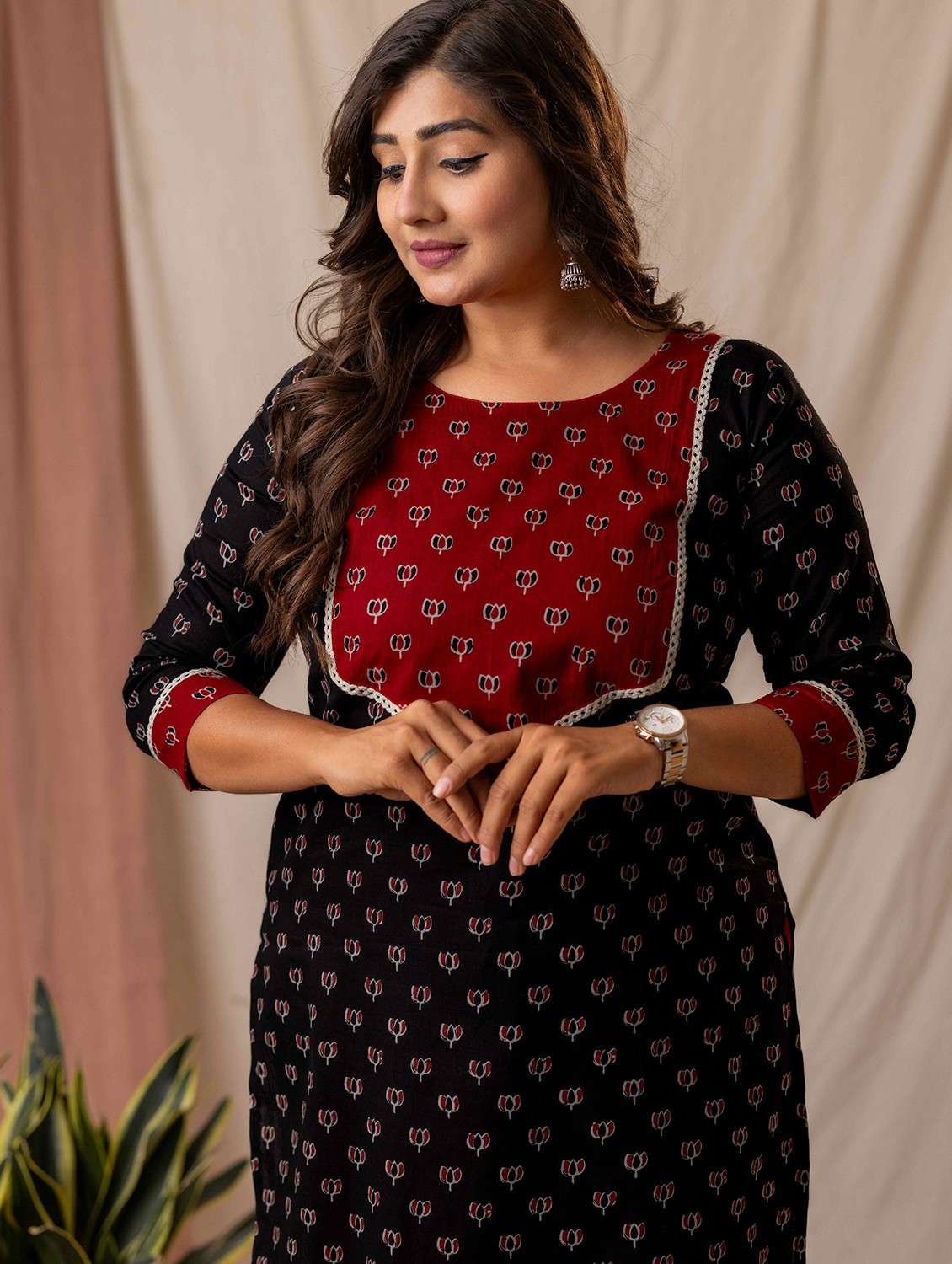 women printed three quarter sleeve straight kurta - 22019995 - Standard Image - 3