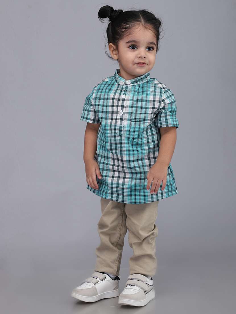 boys checkered mandarin collared short kurta - 22020026 -  Standard Image - 3