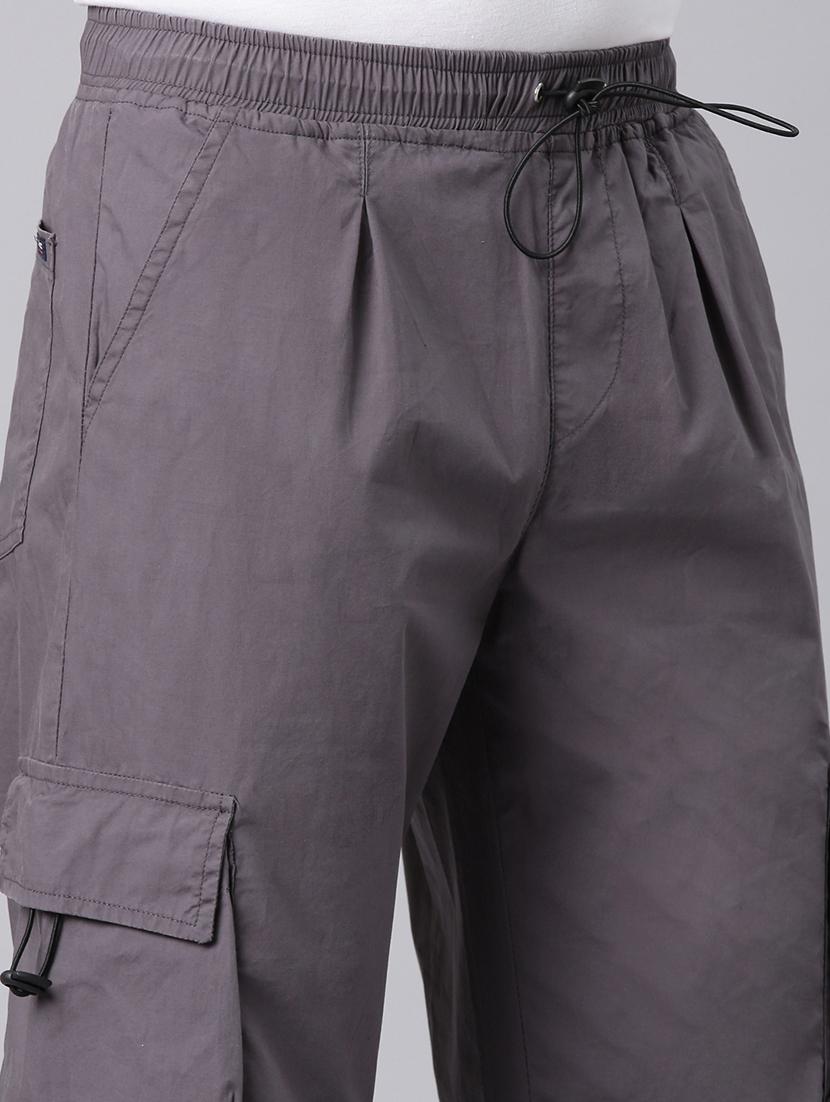 men solid mid rise relaxed fit cargo - 22020095 - Standard Image - 5