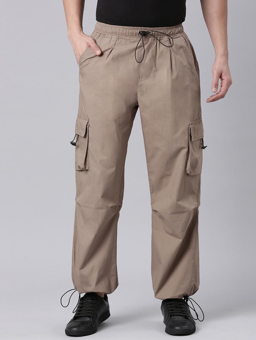 men solid mid rise relaxed fit cargo