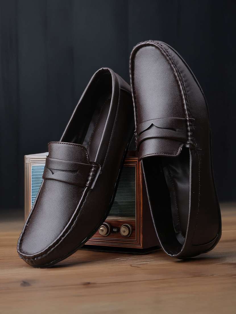 men brown slip on loafer - 22020280 - Zoom Image - 0