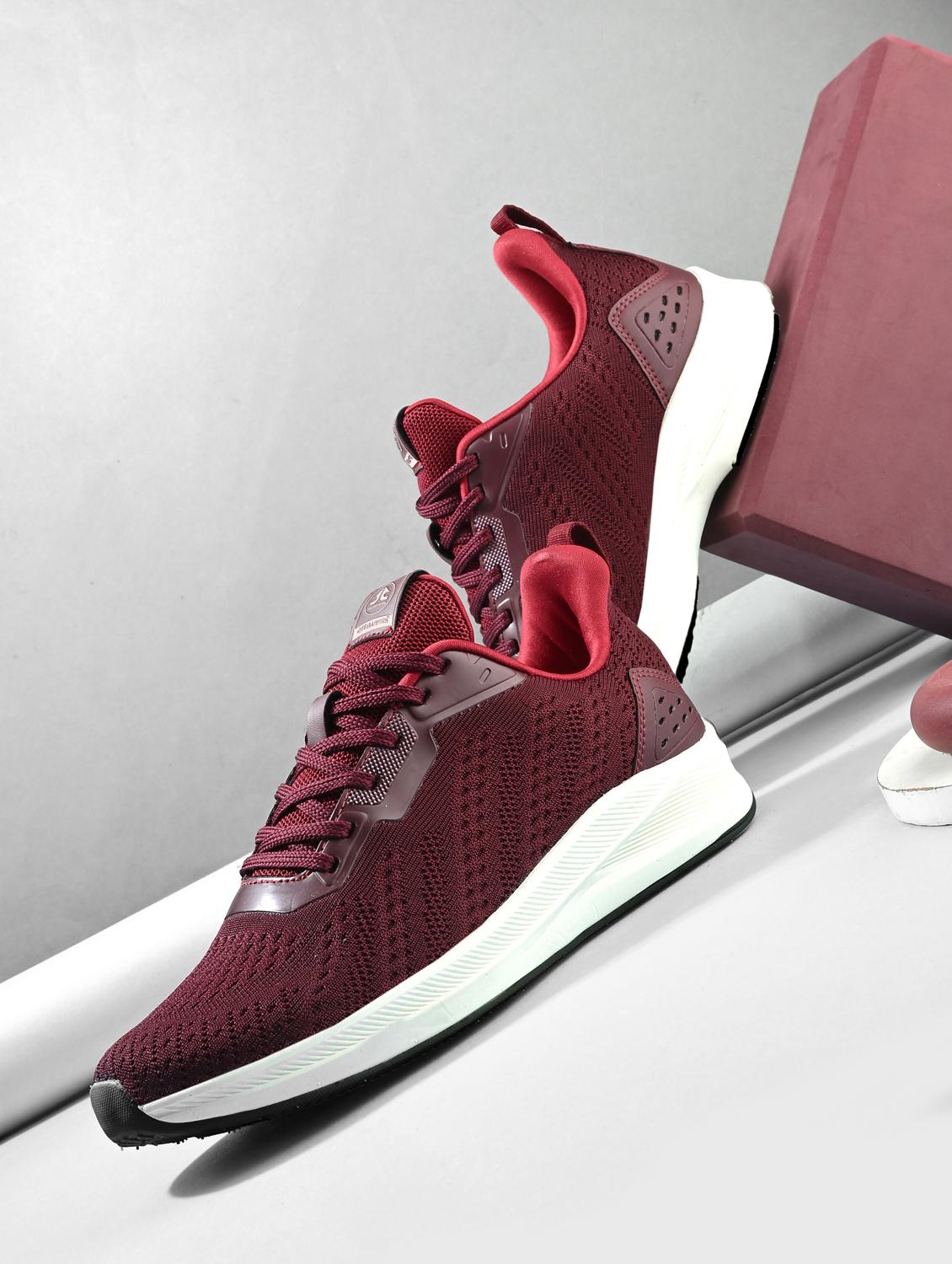 maroon flyknit laceup sports shoes