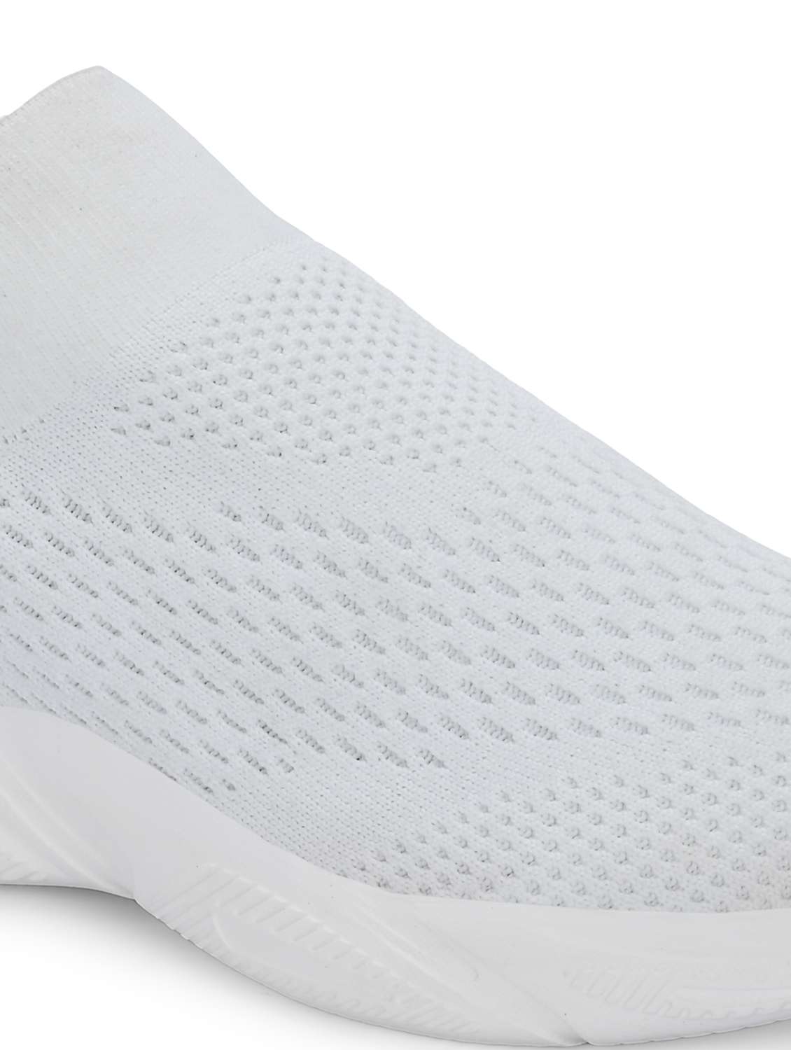 women white slip on sports shoe - 22020343 - Standard Image - 5