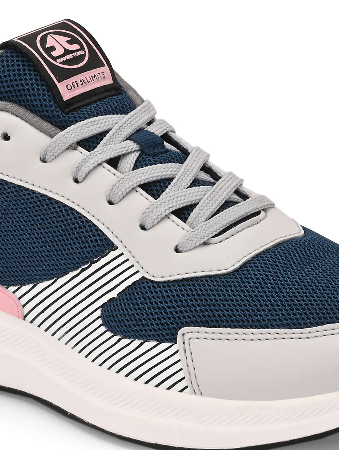 women color blocked lace-up sports shoe - 22020370 -  Standard Image - 5