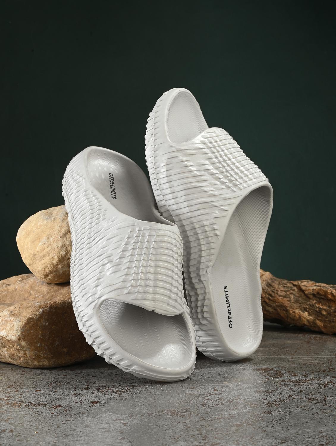 men solid slip on slider - 22020461 - Zoom Image - 0