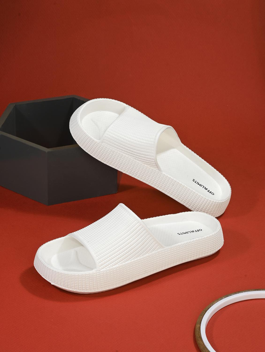 men solid slip on slider