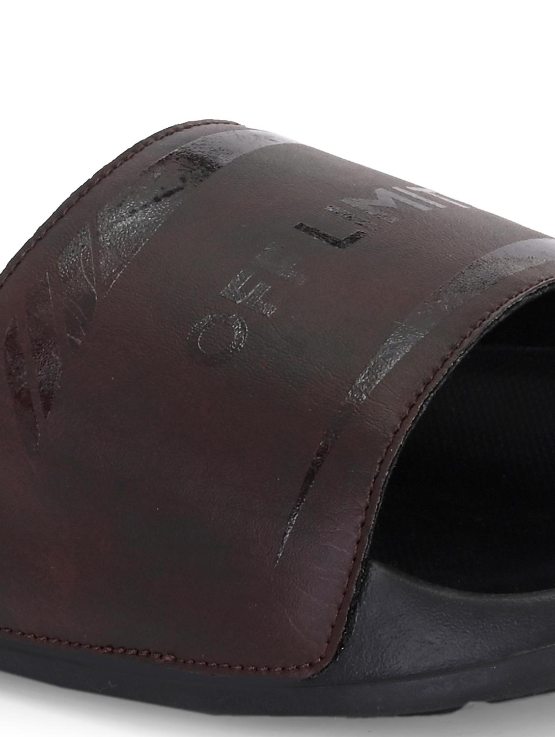 men solid slip on slider - 22020469 - Standard Image - 5