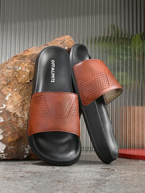 men solid slip on slider - 22020489 - Standard Image - 0