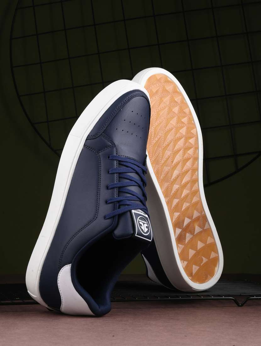 men navy blue lace up sneaker