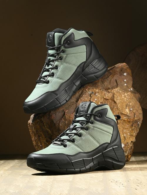 men solid green sport shoe - 22020603 -  Standard Image - 0