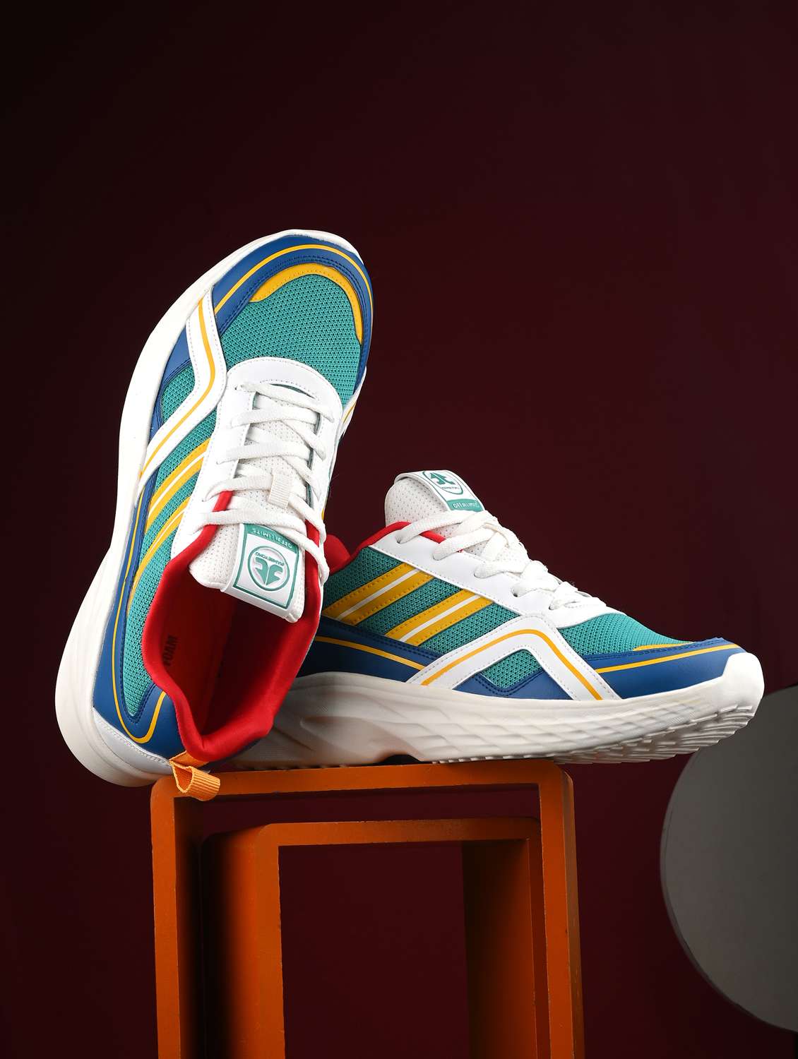 men solid green sport shoe - 22020606 - Zoom Image - 0