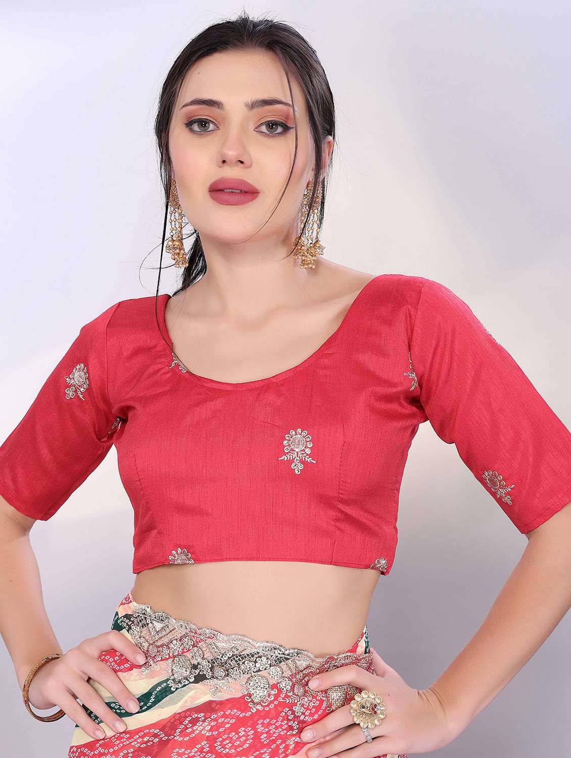 women bandhani printed saree with blouse - 22021295 -  Standard Image - 5