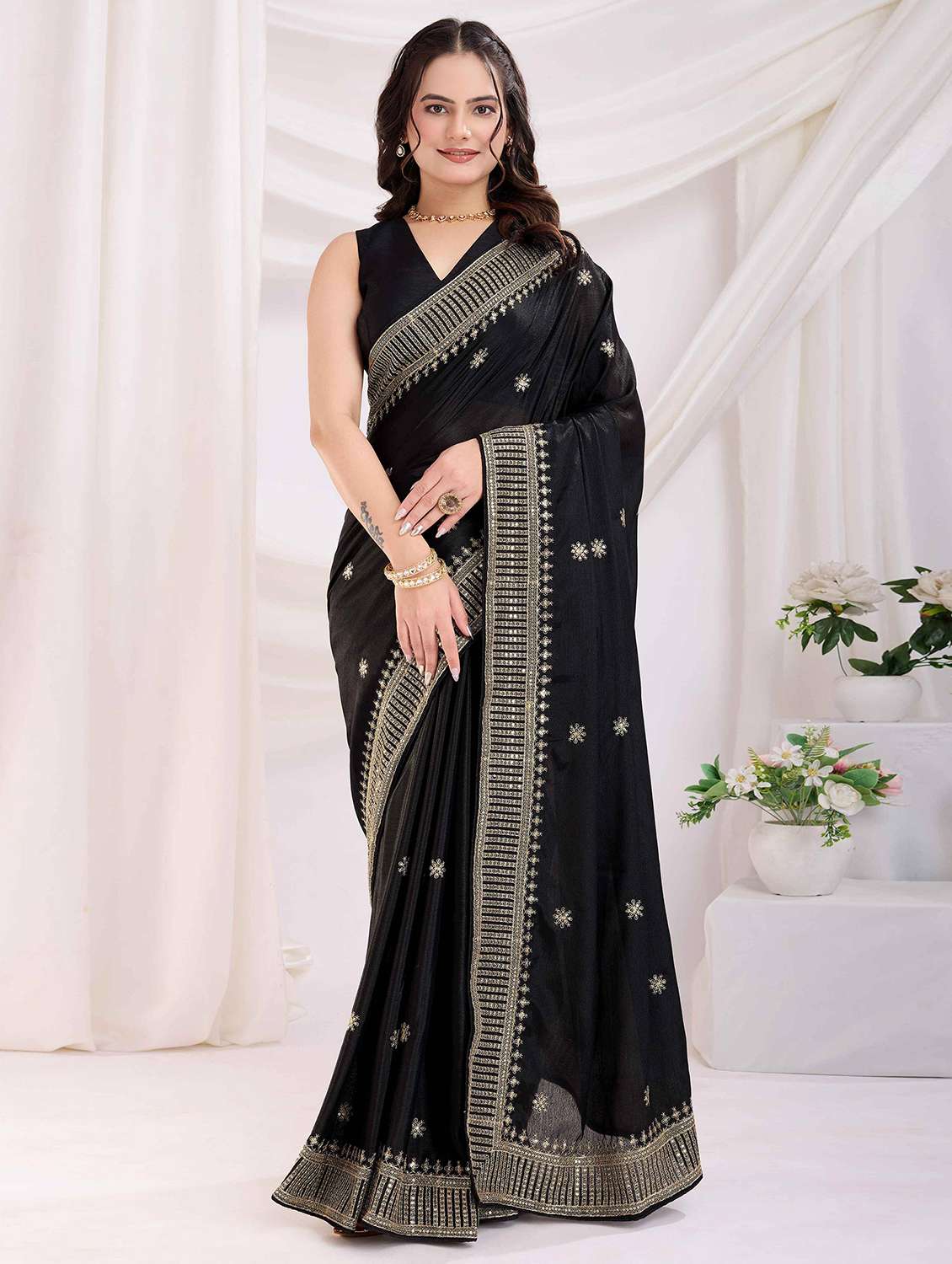 women solid with work embroidered saree with blouse - 22021304 -  Zoom Image - 0