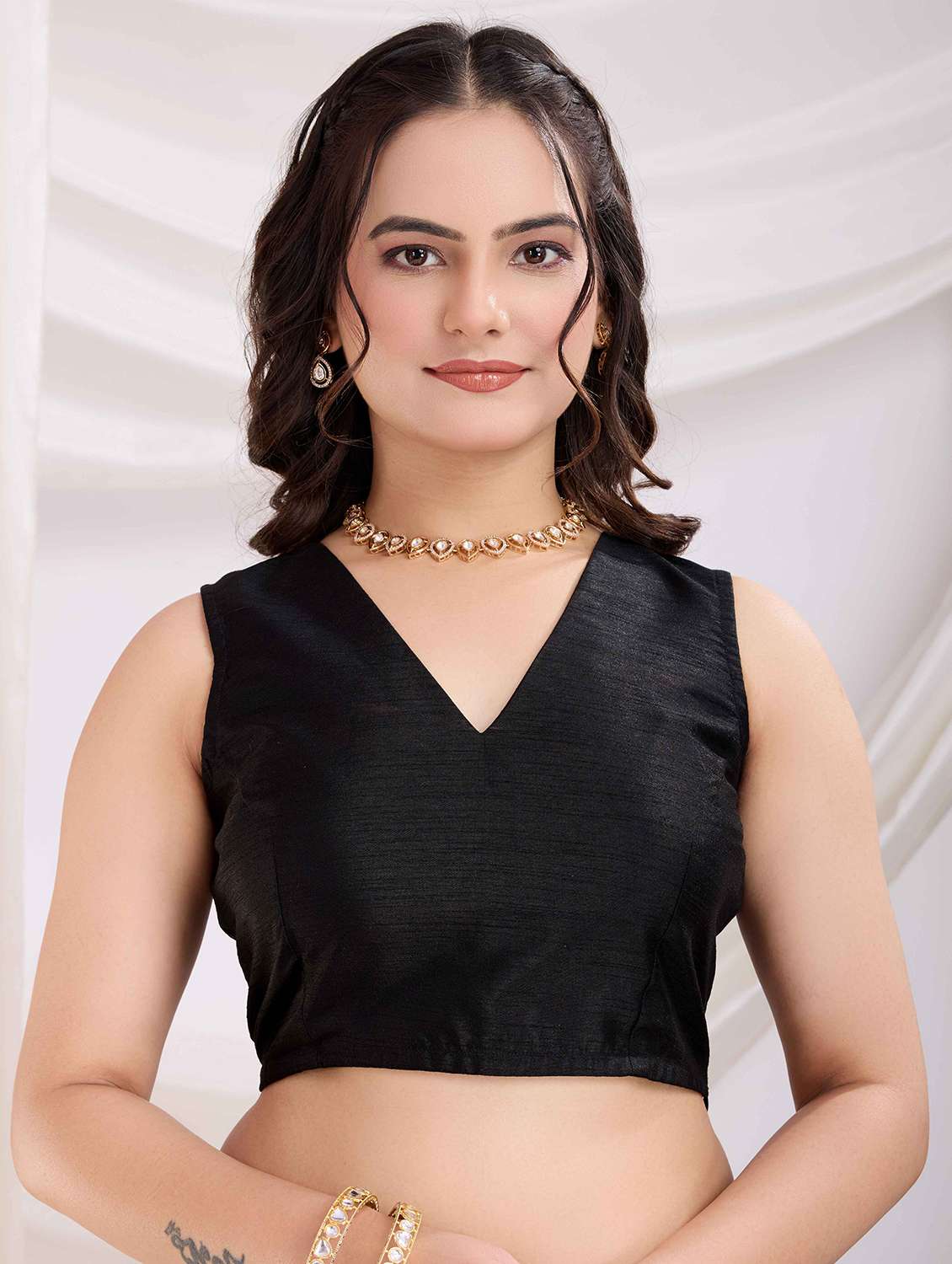 women solid with work embroidered saree with blouse - 22021304 - Standard Image - 5
