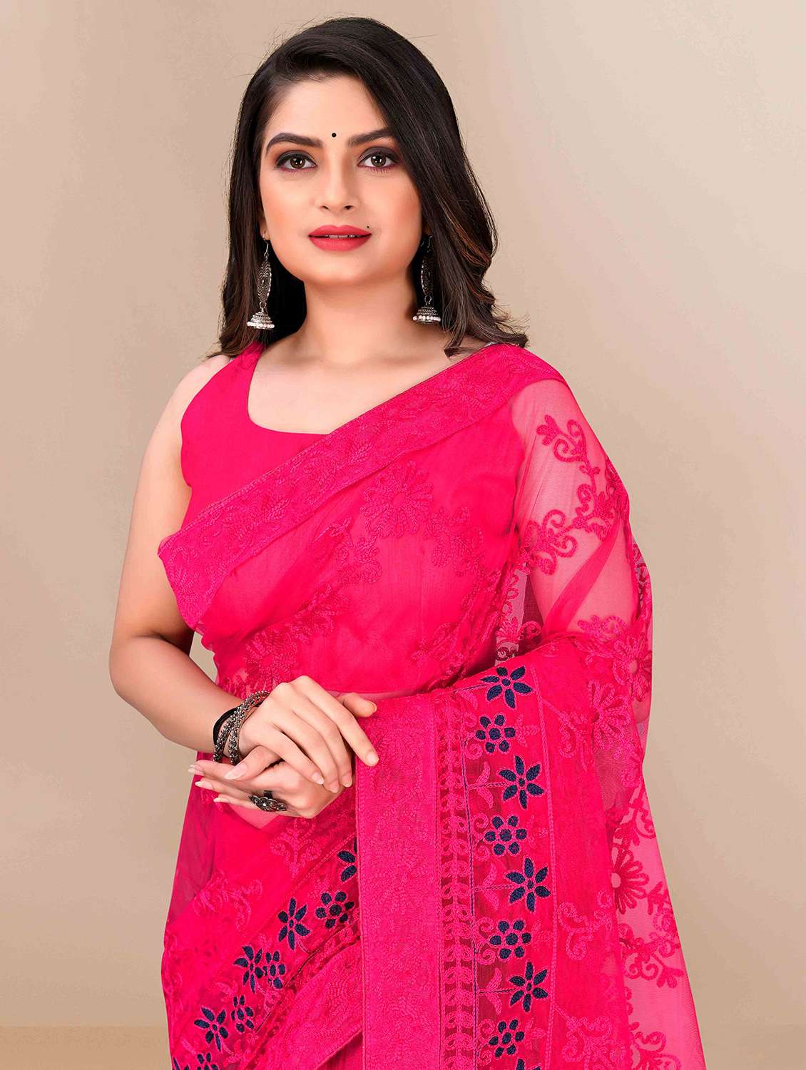 women solid with work embroidered saree with blouse - 22021345 -  Standard Image - 3