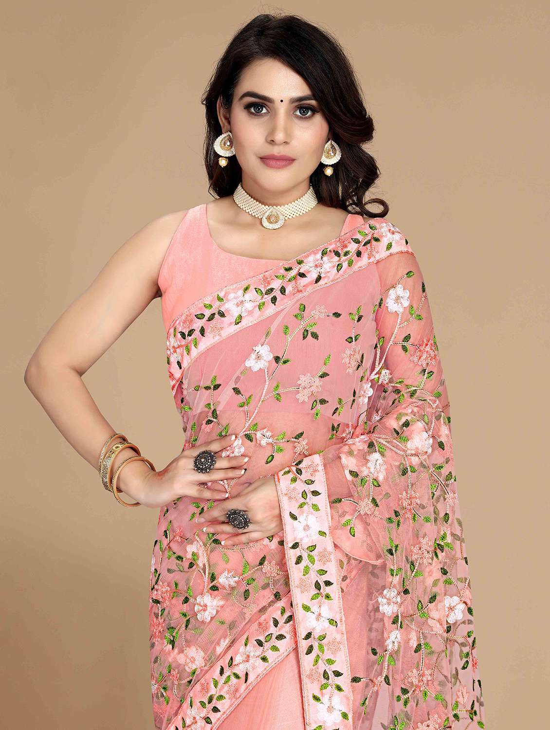 women floral embroidered saree with blouse - 22021356 -  Standard Image - 3