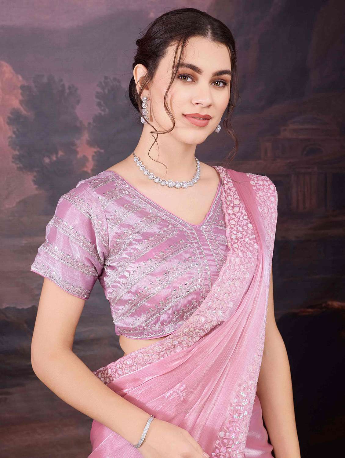 women solid with work embroidered saree with blouse - 22021369 - Standard Image - 3