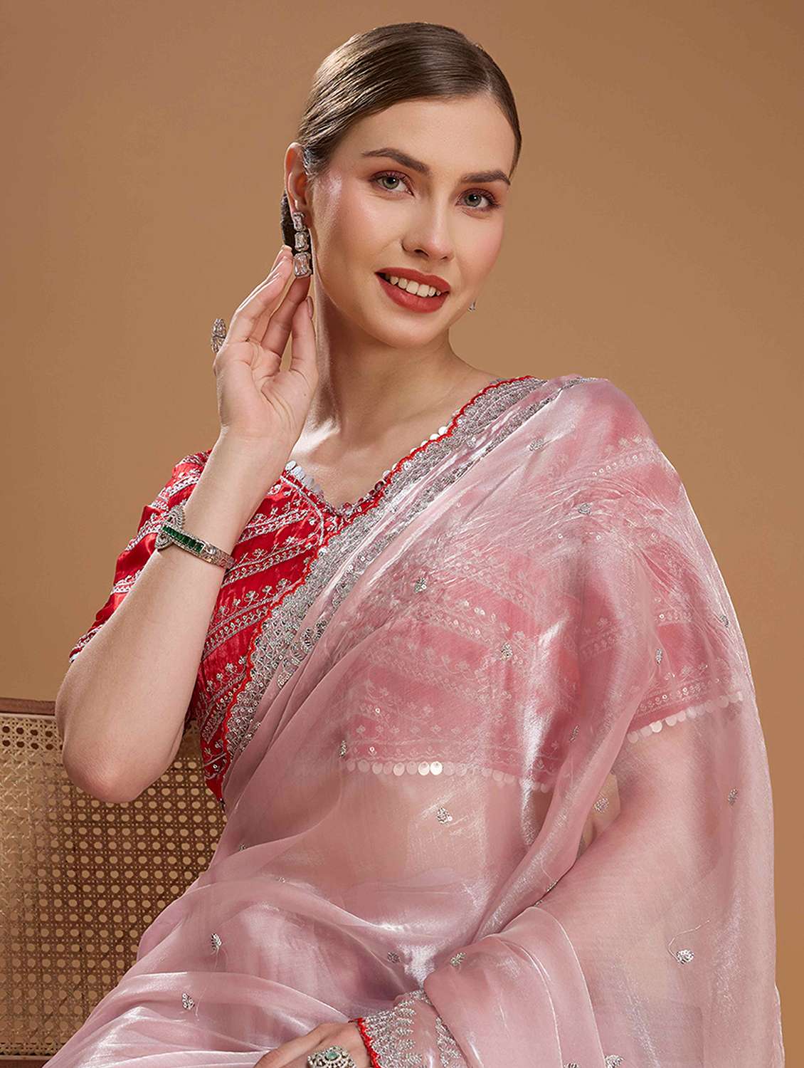 women solid with work embroidered saree with blouse - 22021373 -  Standard Image - 3