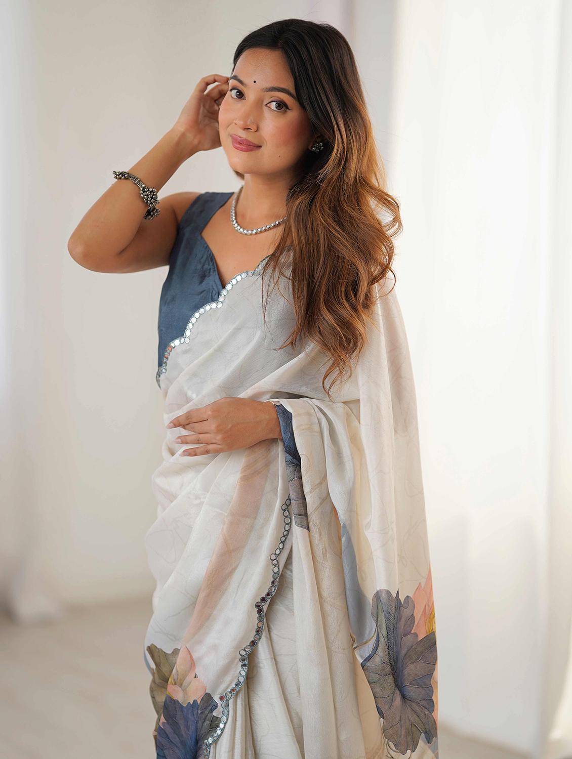 women floral printed saree with blouse - 22021437 - Standard Image - 3