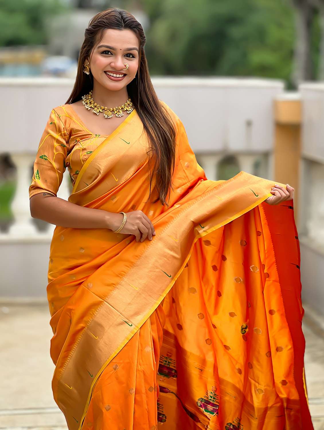 women self design paithani saree with blouse - 22022394 - Standard Image - 3