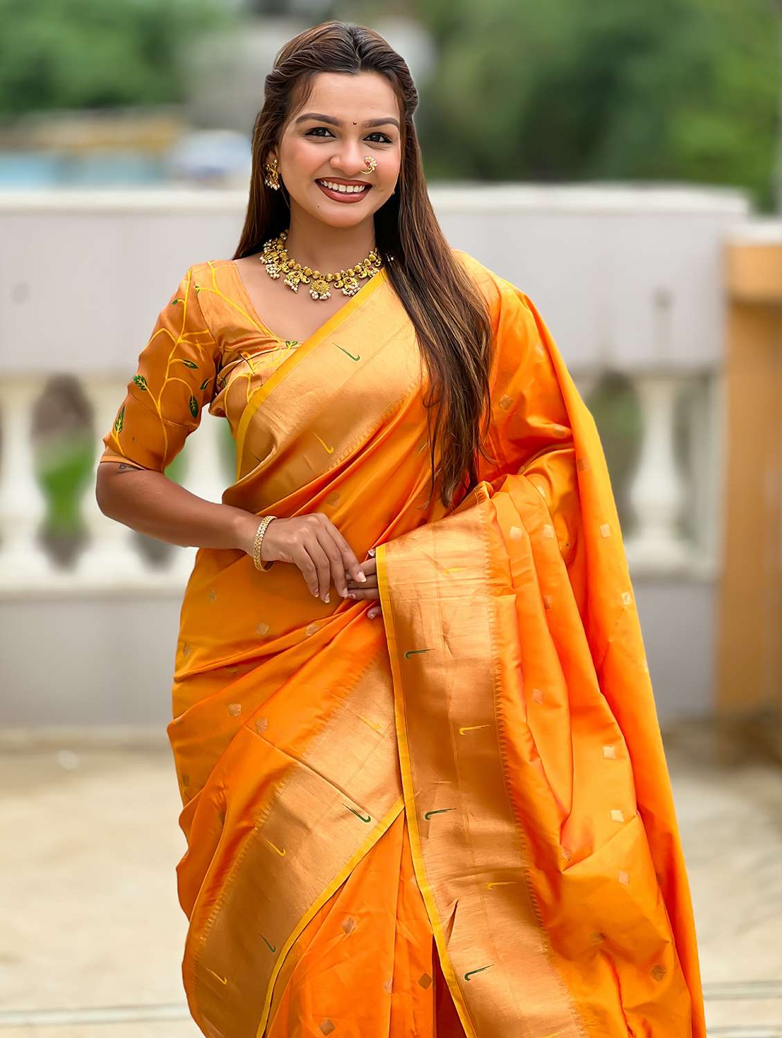 women self design paithani saree with blouse - 22022394 - Standard Image - 5