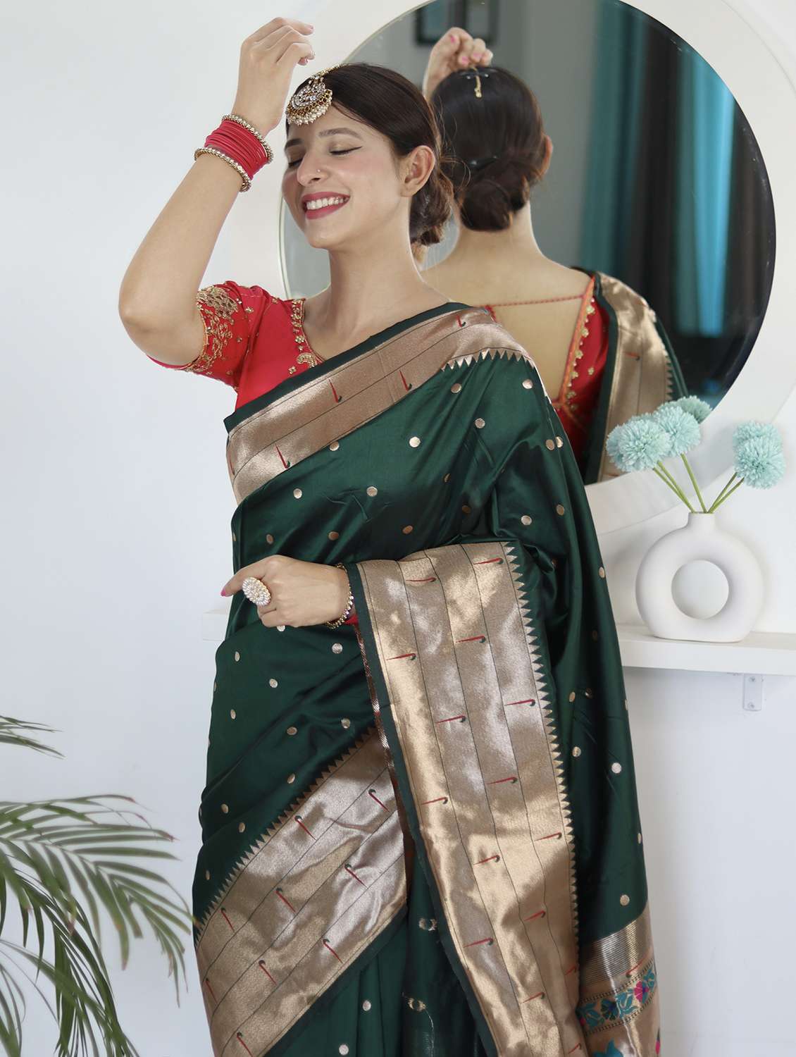 women self design paithani saree with blouse - 22022415 -  Standard Image - 3