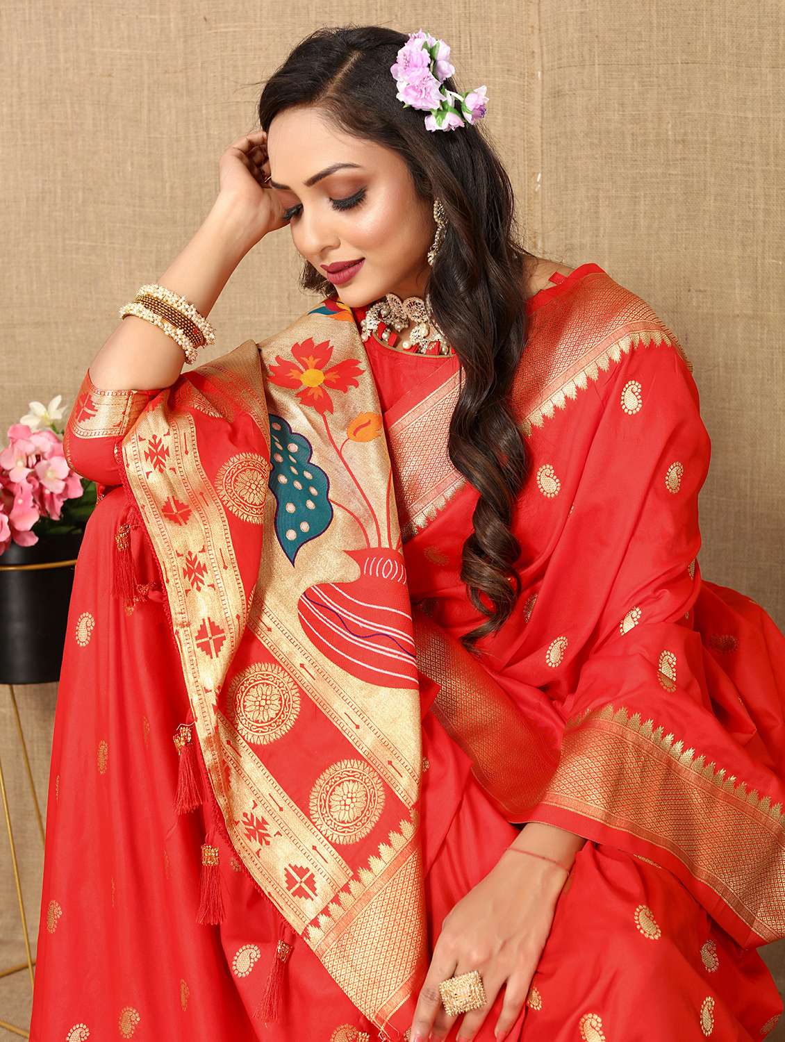women self design paithani saree with blouse - 22022425 -  Standard Image - 5