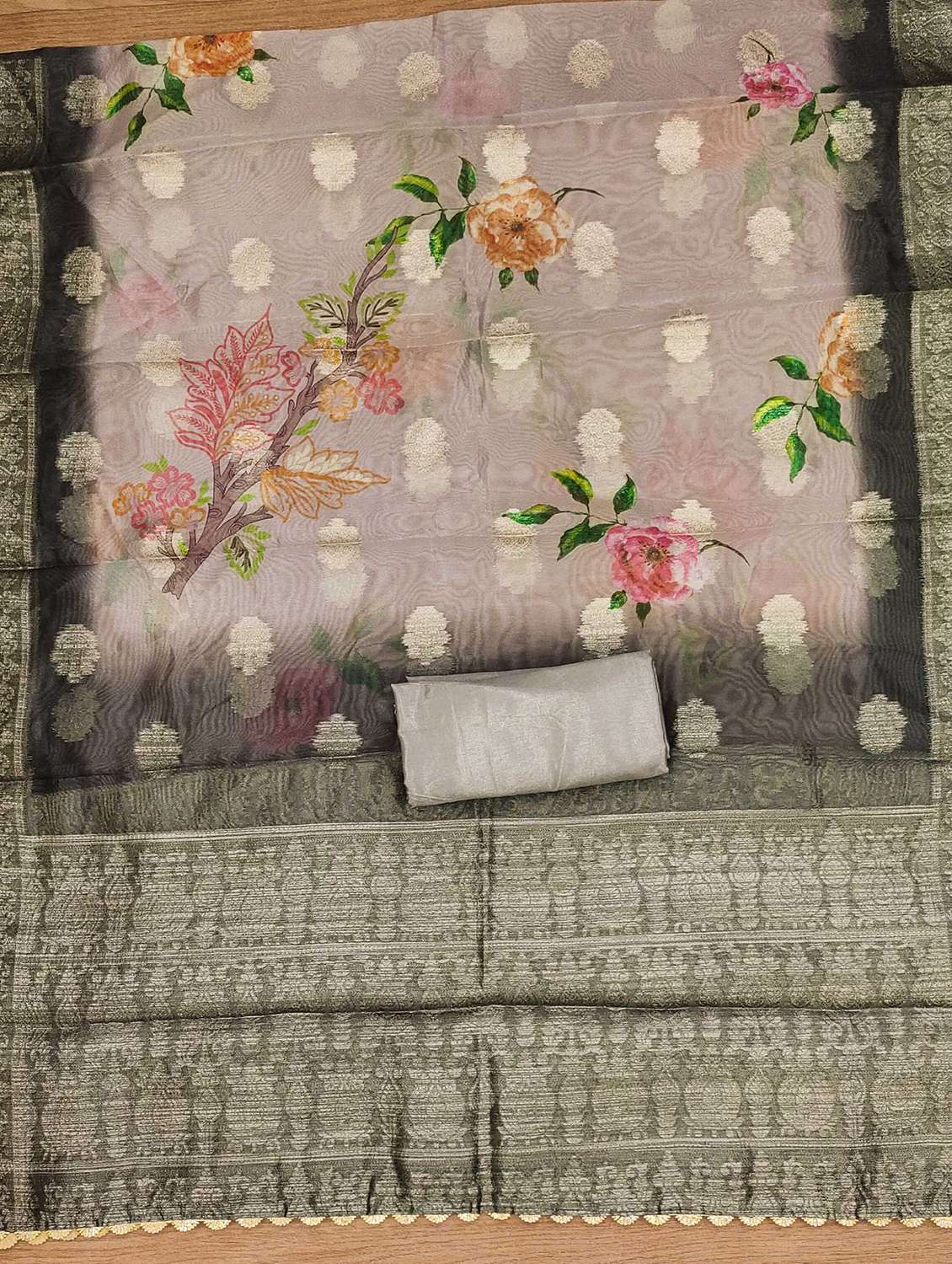 women solid with work embroidered unstitched suit set - 22022459 -  Standard Image - 3