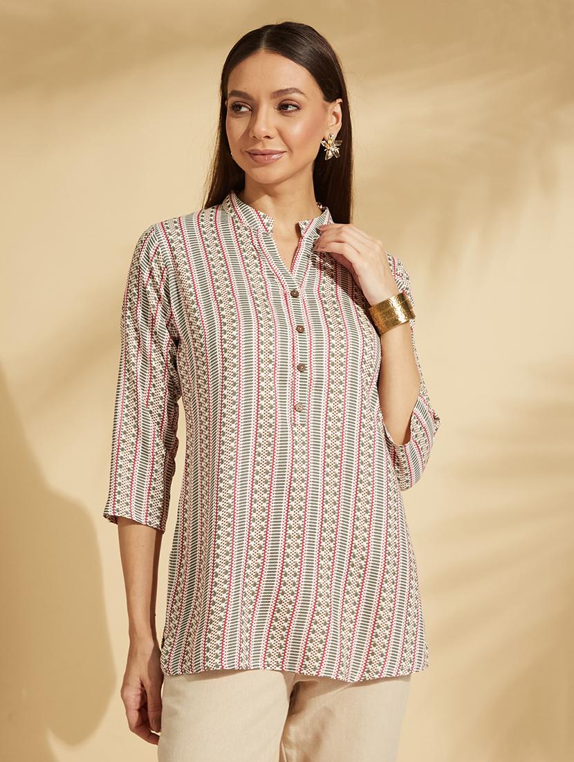women printed three quarter sleeve straight kurti
