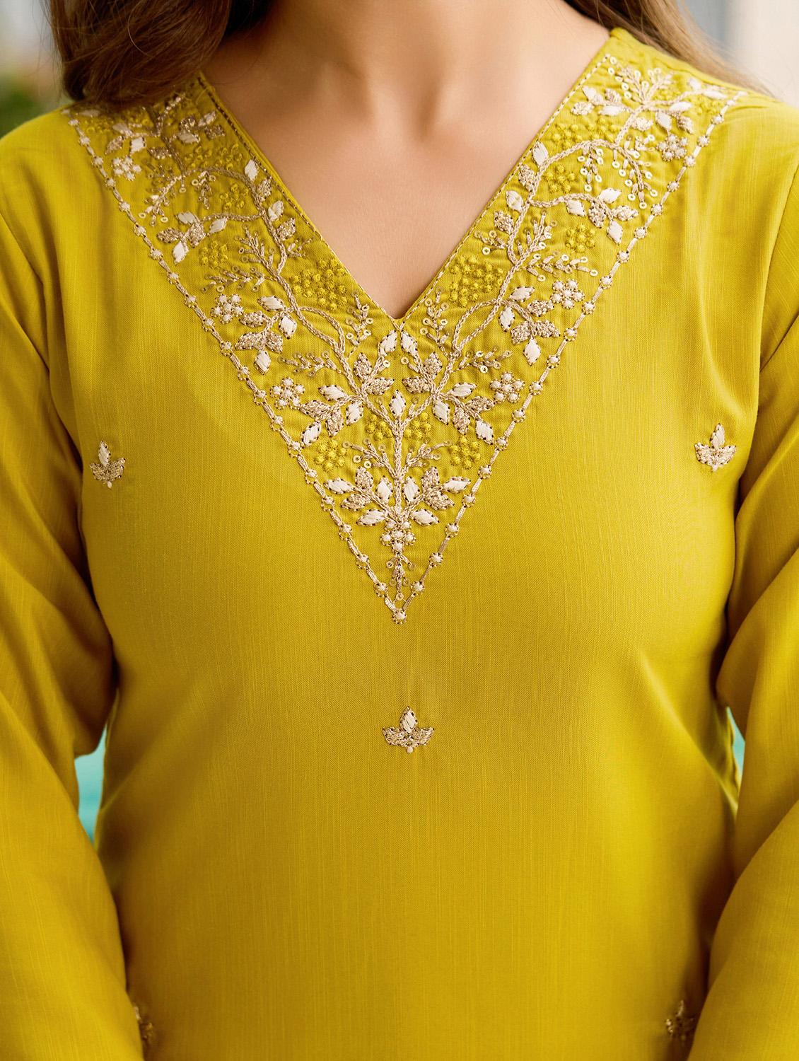 women embroidered three quarter sleeve kurta pant with dupatta set - 22022735 - Standard Image - 5