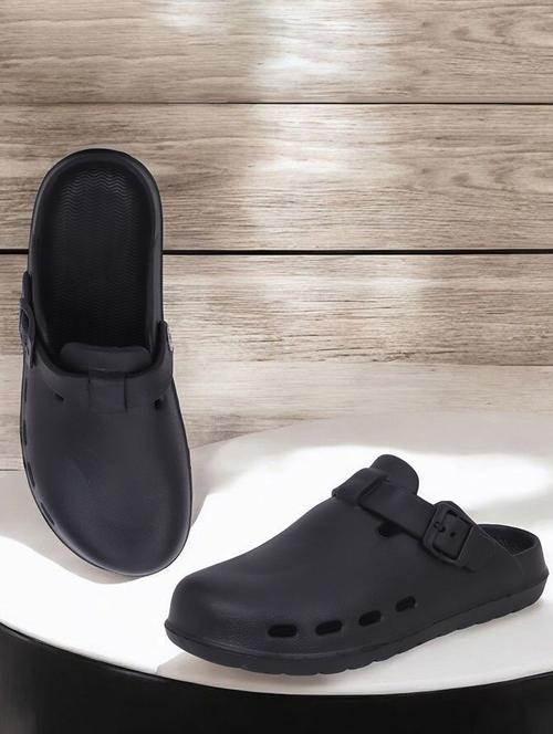 black solid slip-on clogs for men - 22023991 - Standard Image - 0