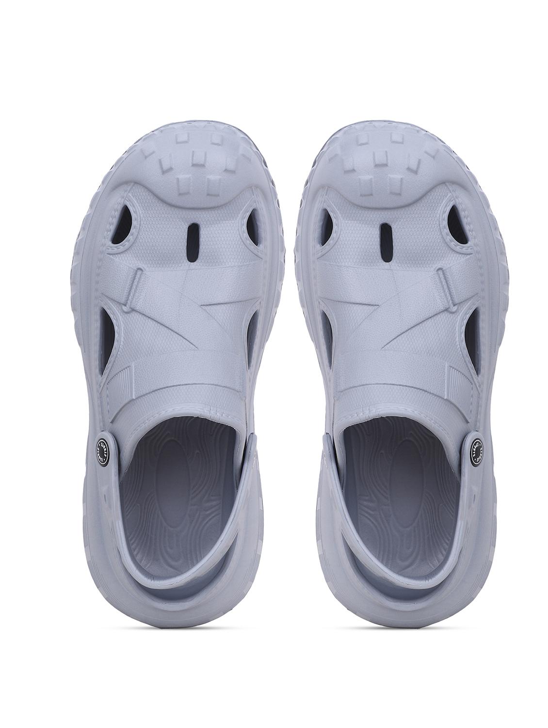 grey solid slip-on clogs for men - 22023995 - Standard Image - 5