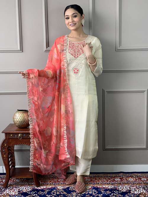 women embroidered three quarter sleeve kurta pant with dupatta set - 22024861 -  Standard Image - 0