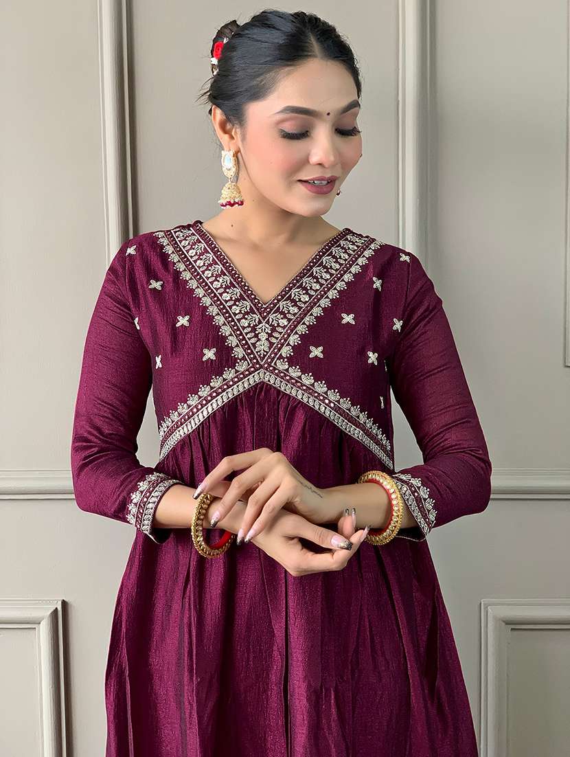 women embroidered three quarter sleeve kurta palazzo with dupatta set - 22024863 -  Standard Image - 3