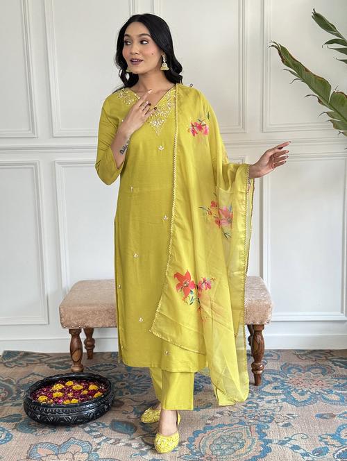 women embroidered three quarter sleeve kurta pant with dupatta set - 22024874 - Standard Image - 0
